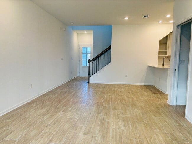 Photo - 153 Silver Myrtle Ct