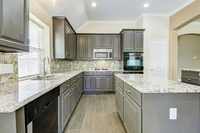 Photo - 14407 Jessica Falls Cir