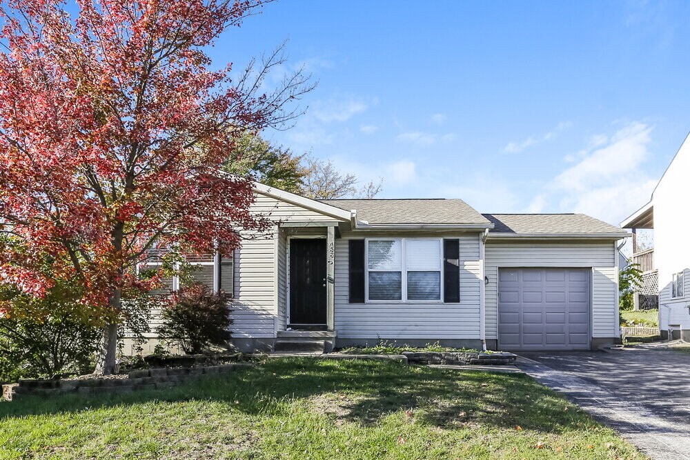 Photo - 4880 River Trail Ct