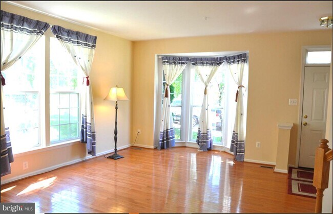 Photo - 8874 Papillon Dr