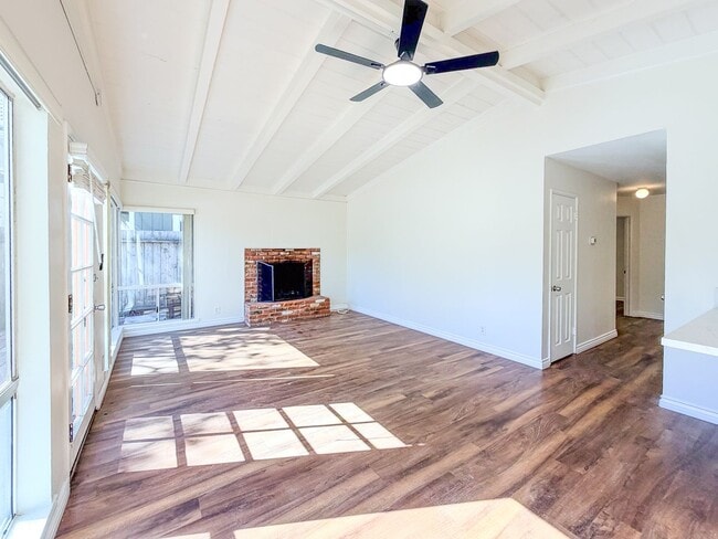 Photo - 121 Highland Dr