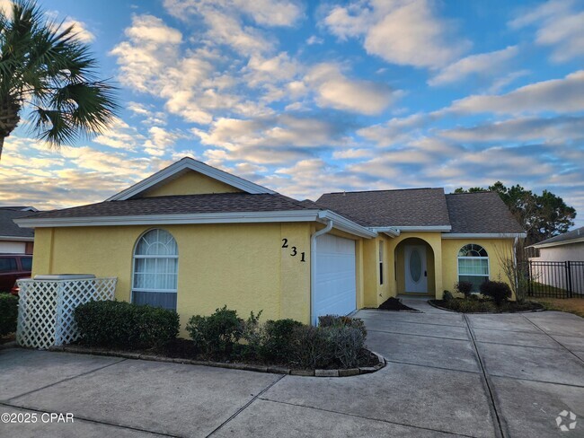 Building Photo - 231 S Glades Trail Rental