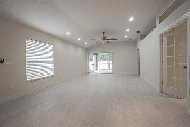 Photo - 31912 Turkeyhill Dr