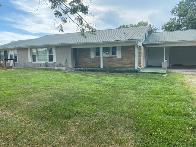 3336 Hilham Rd