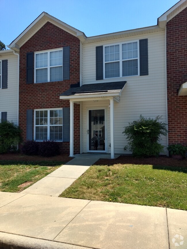 Building Photo - 4135 Dudleys Grant Dr Unit C Rental