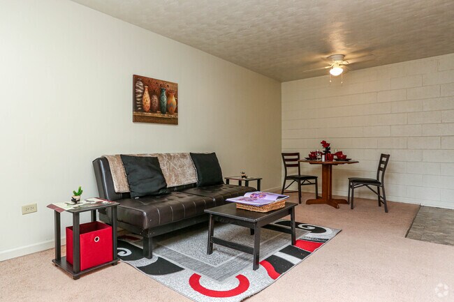 2BR, 1BA - Living Room