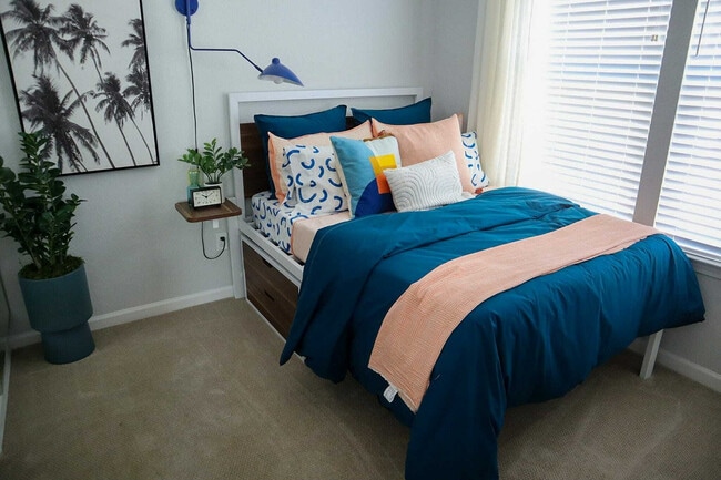 Photo - Cove Commons