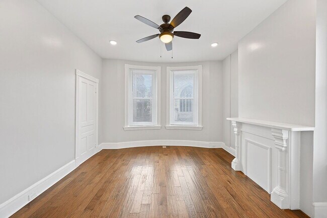 Photo - 975 E McMillan St Unit 304