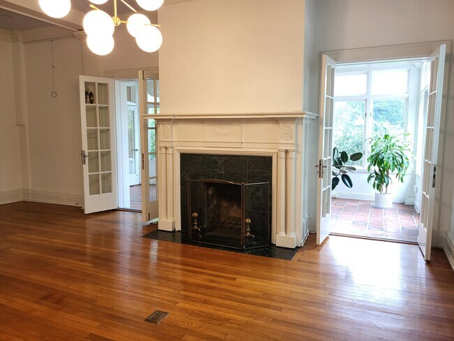 Photo - 820 Fleming Ave