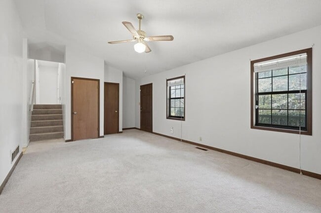 Photo - 6040 Austin Dr SW