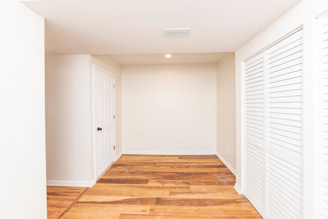 Photo - 1638 W 18th Pl Unit 2R