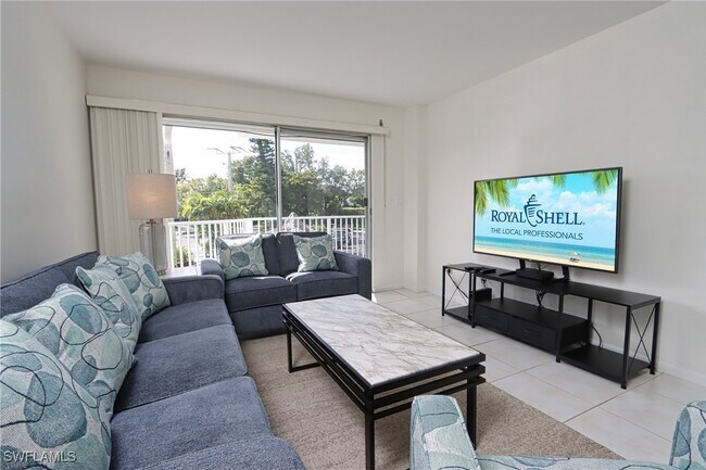 Photo - 1300 Gulf Shore Blvd N Unidad 205