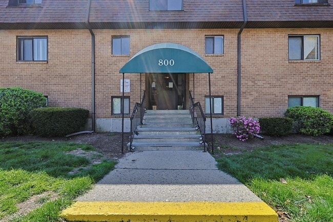 Photo - 800 County St Unit 3