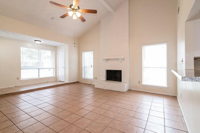 Photo - 10618 Plum Lake Dr