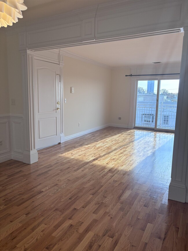 Photo - 166 Lincoln St