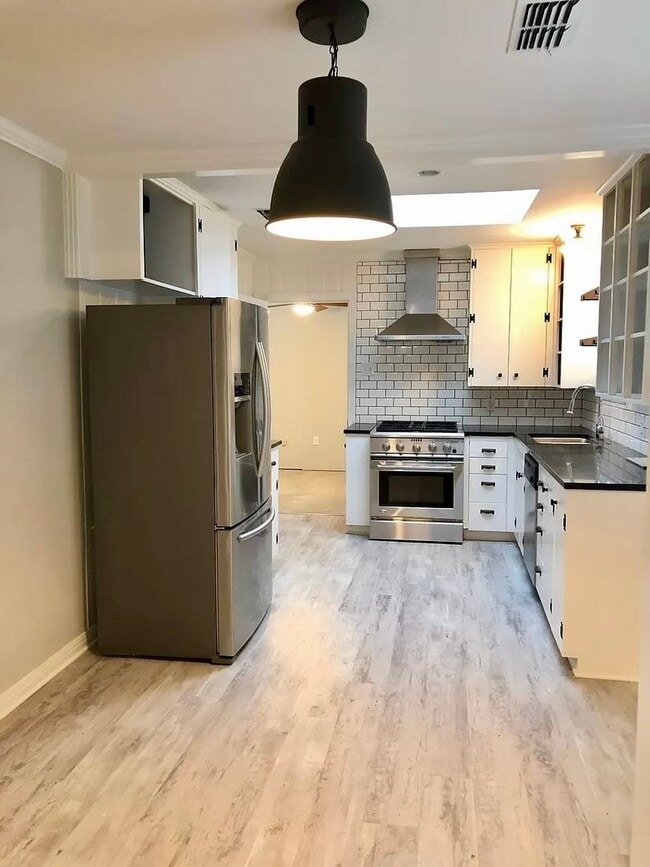 Photo - 4212 Morrow Ave