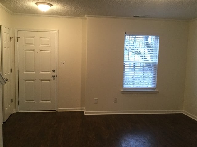 Photo - 1308 Crestfield Ct