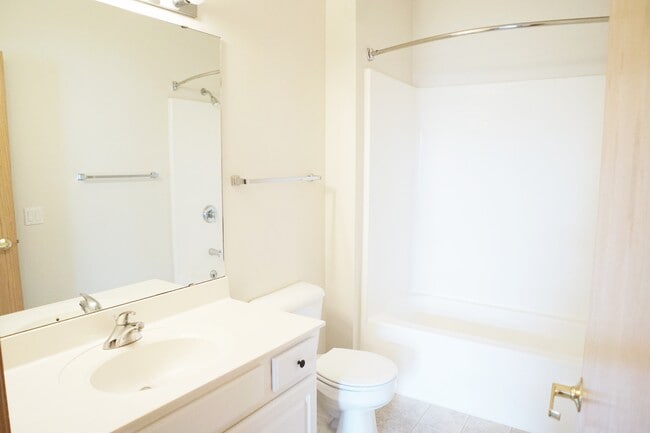 Photo - Silverstone Apartments