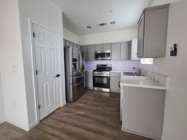 Photo - 3 BR 2.5 BA Available Now