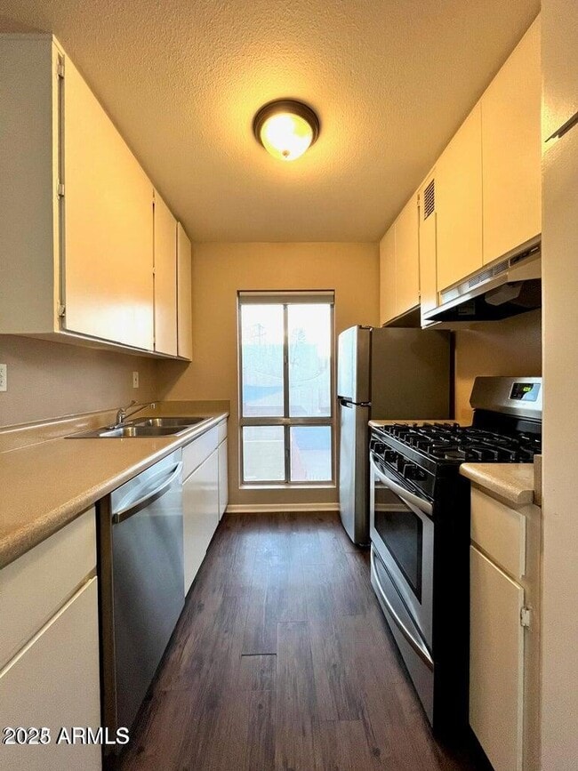 Photo - 1701 W Tuckey Ln Unit 137
