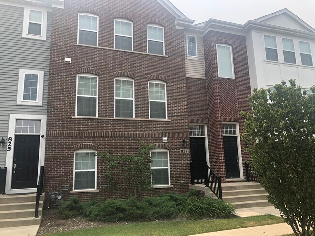 Photo - 827 Paisley Ct Townhome