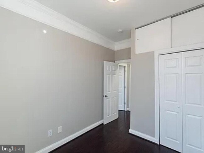 Photo - 465 Luray Pl NW