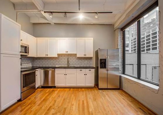 Photo - 917 Main St Unidad 755.066