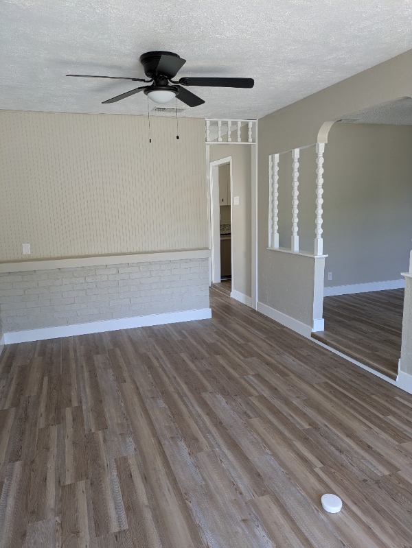 Photo - 205 Nell Deane Blvd