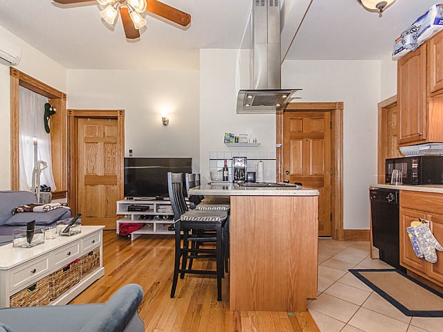 Photo - 98 Myrtle St