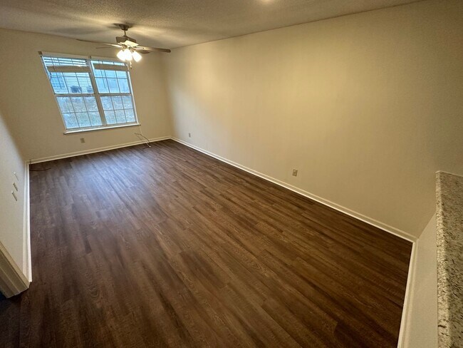 Photo - 222 Lanier Dr