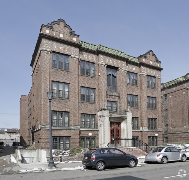 Primary Photo - Cityview Condominiums