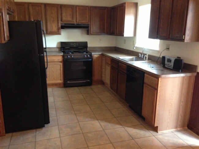 Photo - 562 Canterbury Rd