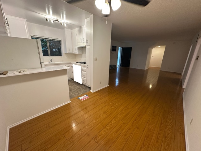 Photo - 1906 Pelham Ave Unit 1