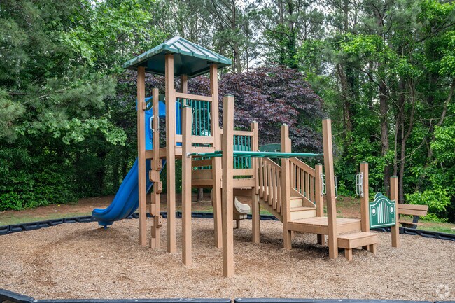 Playground - Lancaster Ridge