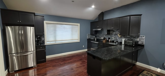 Building Photo - 6 Proctor Rd Unit 2