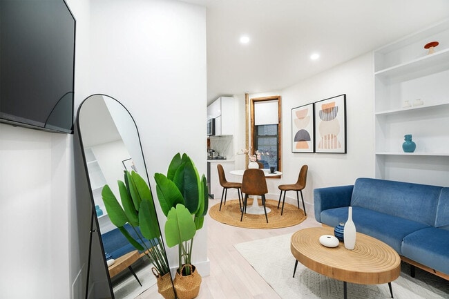 Photo - 515 W 48th St Unidad ID1021966P