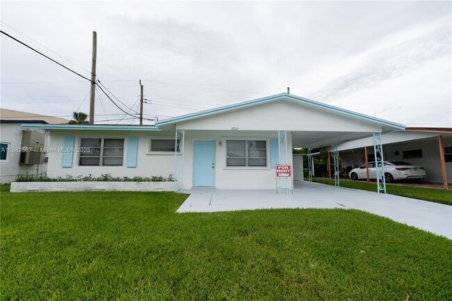 Building Photo - 2702 NW 51st Pl Rental