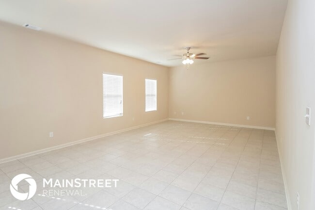 Photo - 355 Sunflower Ln