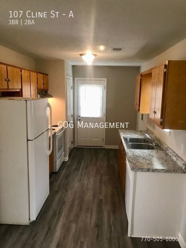 3 bedroom 2 bath duplex in Adairsville Apartment Unit A Adairsville