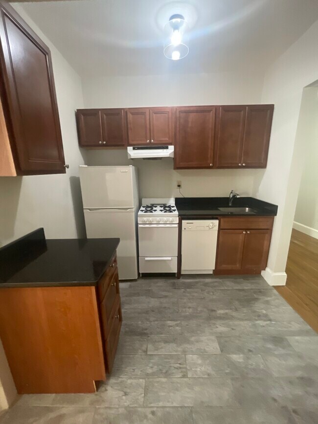 Photo - 38 Hemenway St Unit 14