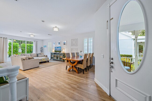 Photo - 217 Barbados Dr