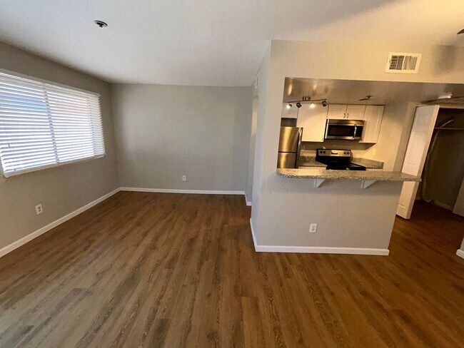 Photo - 12123 W Bell Rd Unit 338