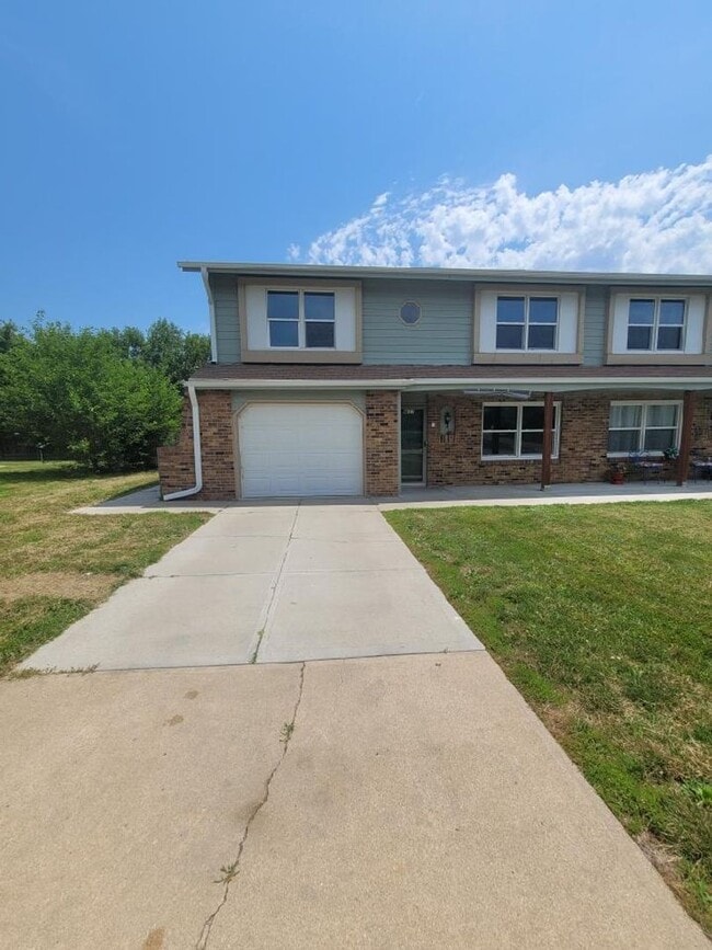 Photo - Three Bedroom Townhome!