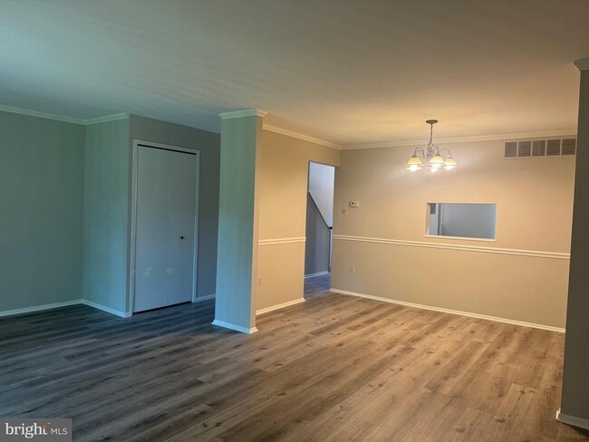 Photo - 9728 Summer Park Ct