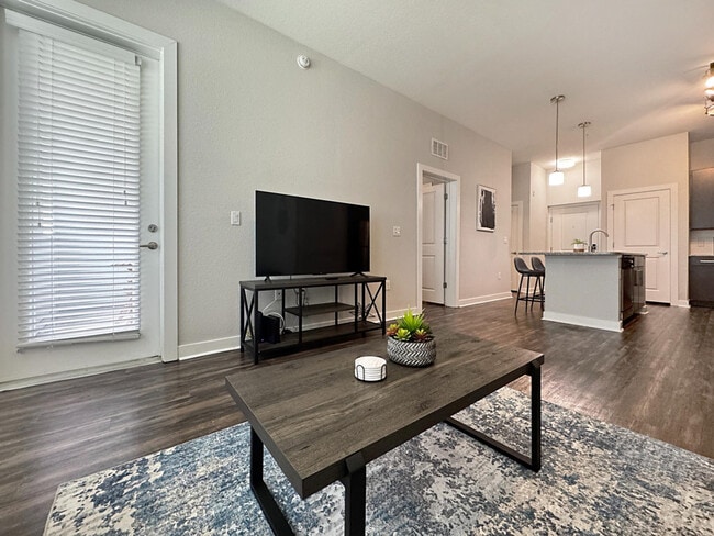 Photo - 124 S Morgan St Unidad ID1055599P