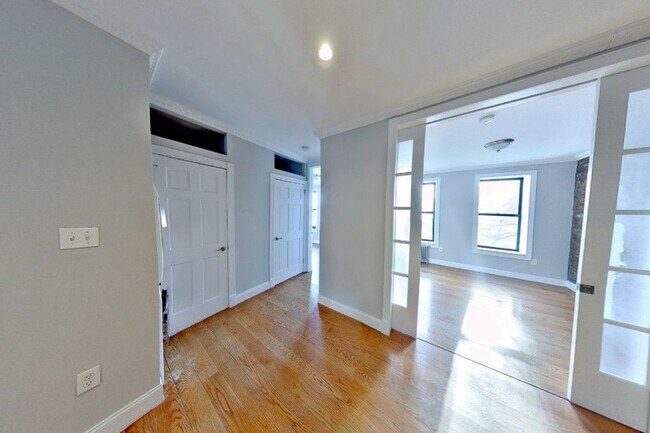 East 100th Street - East 100th Street Apartamento Unidad 2A