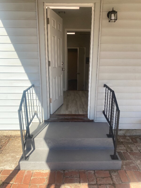 Photo - 6606 NW 33rd St