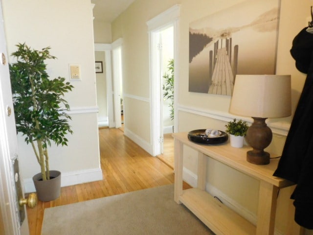 Photo - 221 Kelton St
