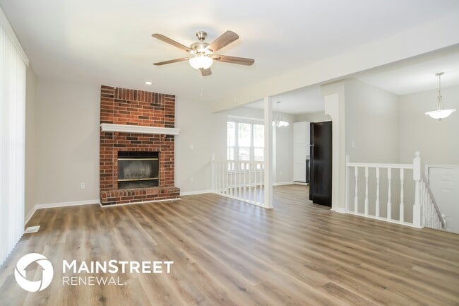 Photo - 9734 Booth Ave