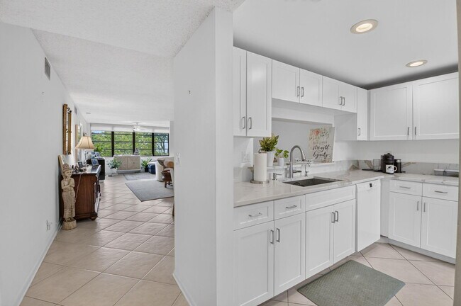 Photo - 15075 Witney Rd Unit 212